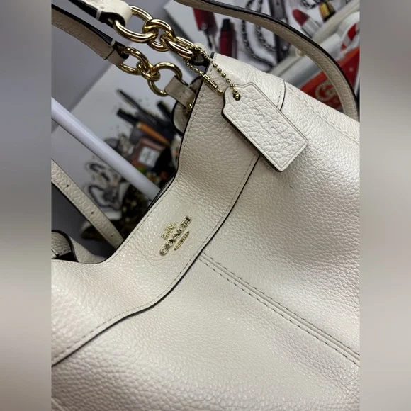 Coach 2018 Lexy Shoulder Bag EUC - Picture 3 of 11